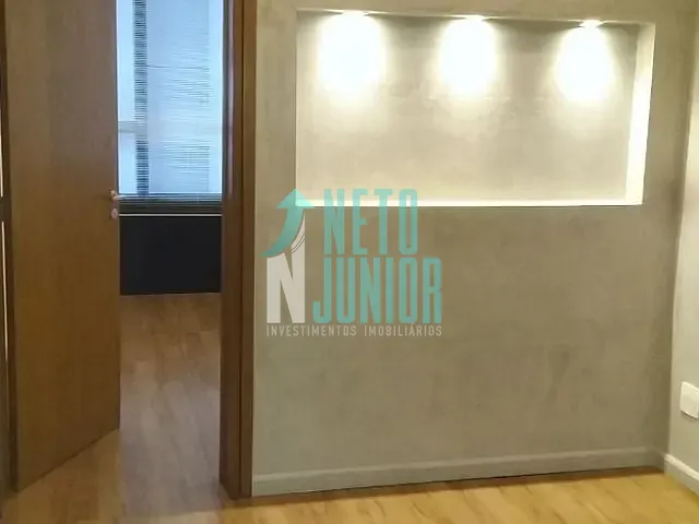 Conjunto com 137m², para alugar, no bairro Itaim Bibi em São Paulo