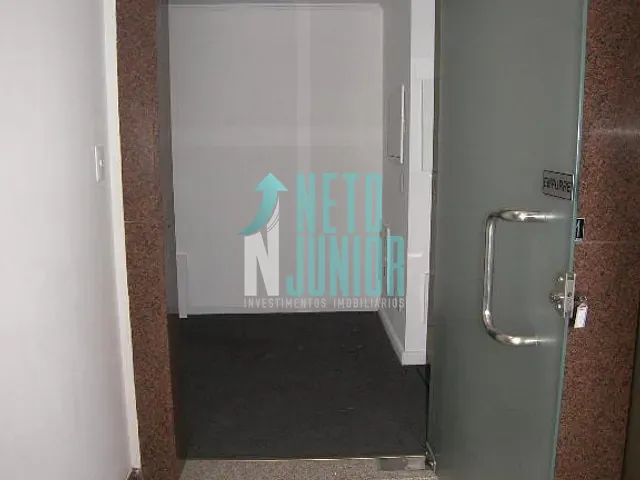 Conjunto com 90m², para alugar, no bairro Jardim Paulista em São Paulo