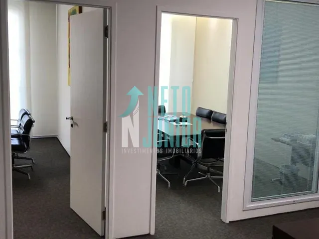 Conjunto com 65m², para alugar, no bairro Chácara Santo Antônio em São Paulo