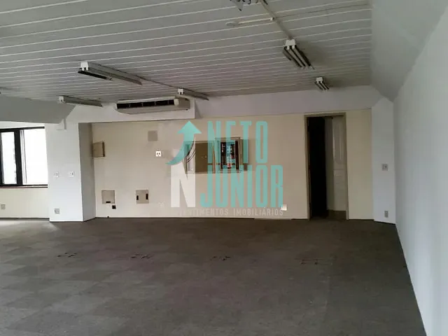Conjunto com 360m², para alugar, no bairro Vila Olímpia em São Paulo