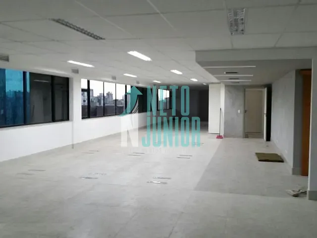 Conjunto com 280m², para alugar, no bairro Moema em São Paulo