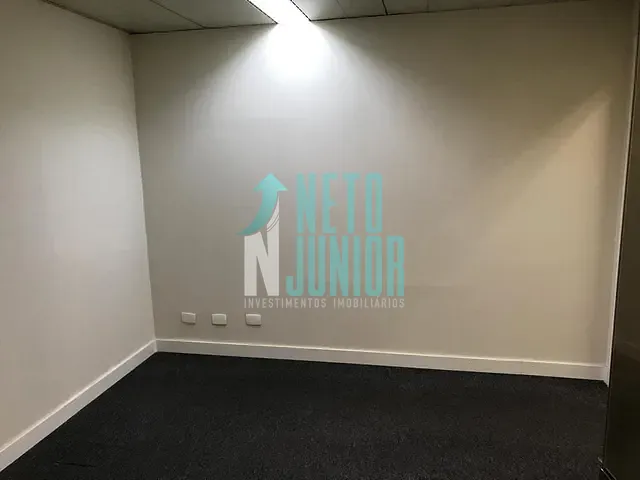 Conjunto com 200m², para alugar, no bairro Cerqueira César em São Paulo