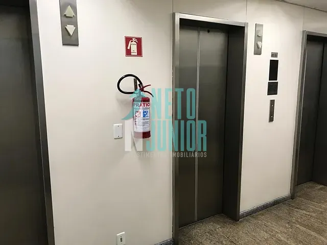Conjunto com 200m², para alugar, no bairro Cerqueira César em São Paulo