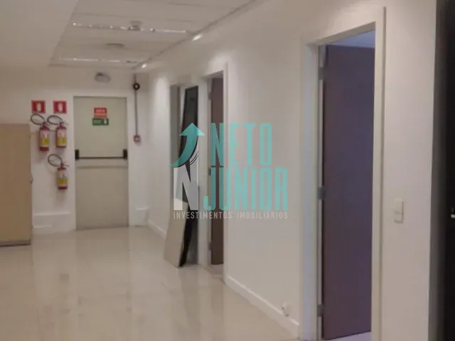 Conjunto com 709m², para alugar, no bairro Bela Vista em São Paulo