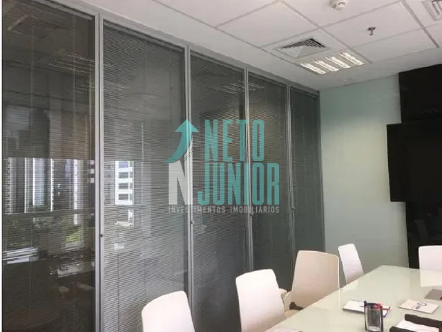 Conjunto com 261m², para alugar, no bairro Cidade Monções em São Paulo