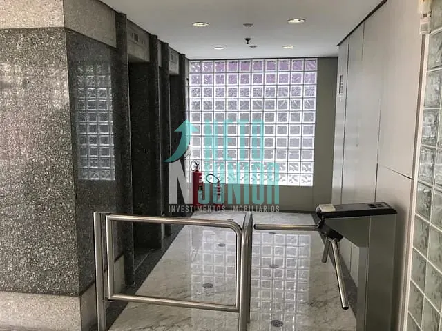 Conjunto com 143m², para alugar, no bairro Brooklin Paulista em São Paulo