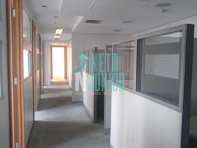 Conjunto com 160m², para alugar, no bairro Cidade Monções em São Paulo