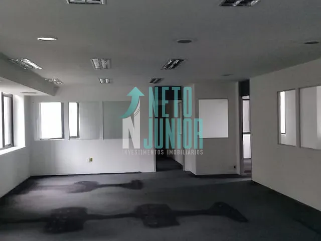 Conjunto com 140m², para alugar, no bairro Cidade Monções em São Paulo