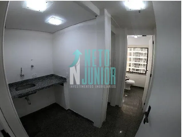 Conjunto com 180m², para alugar, no bairro Itaim Bibi em São Paulo