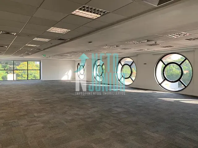 Conjunto com 675m², para alugar, no bairro Jardim Paulistano em São Paulo