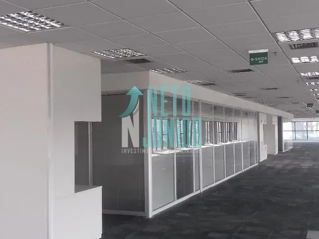 Conjunto com 675m², para alugar, no bairro Jardim Paulistano em São Paulo