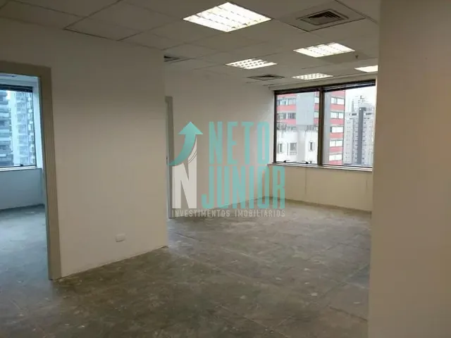 Conjunto com 196m², para alugar, no bairro Vila Olímpia em São Paulo