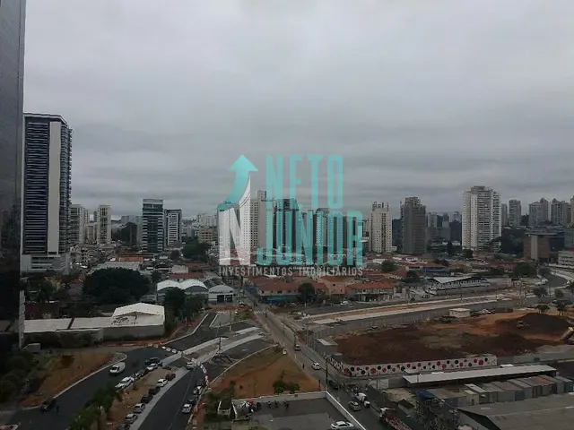 Conjunto com 376m², para alugar, no bairro Vila Cordeiro em São Paulo