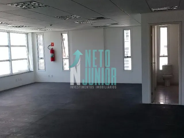 Conjunto com 166m², para alugar, no bairro Itaim Bibi em São Paulo