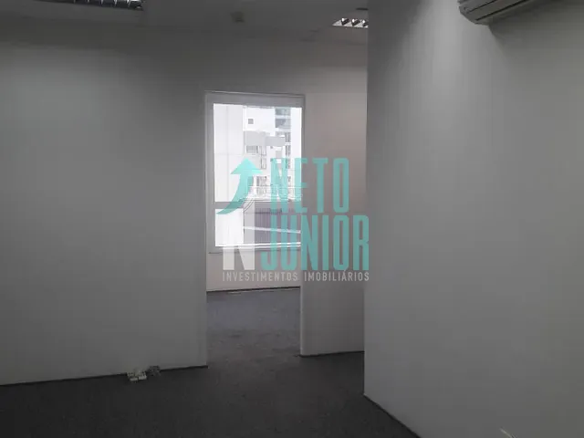 Conjunto com 92m², para alugar, no bairro Vila Olímpia em São Paulo
