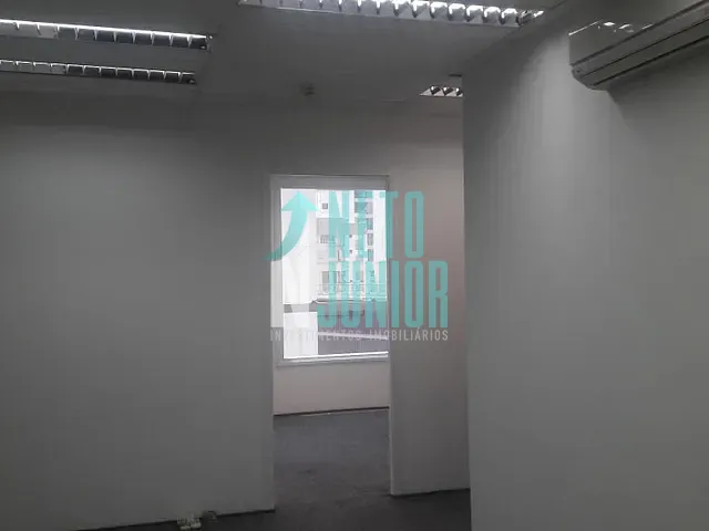 Conjunto com 92m², para alugar, no bairro Vila Olímpia em São Paulo