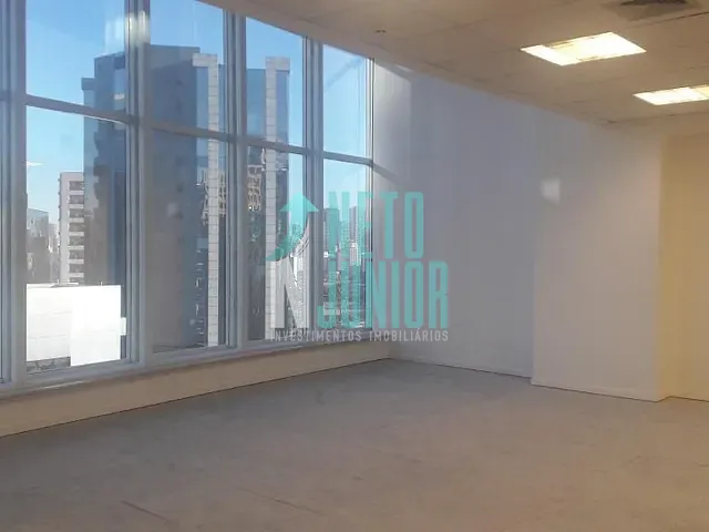 Conjunto com 765m², para alugar, no bairro Vila Olímpia em São Paulo