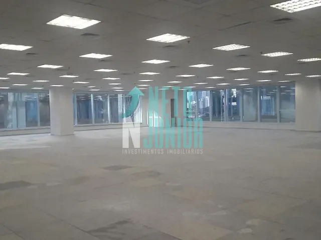 Conjunto com 528m², para alugar, no bairro Vila Olímpia em São Paulo