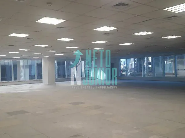 Conjunto com 528m², para alugar, no bairro Vila Olímpia em São Paulo