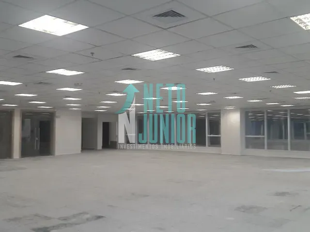 Conjunto com 528m², para alugar, no bairro Vila Olímpia em São Paulo