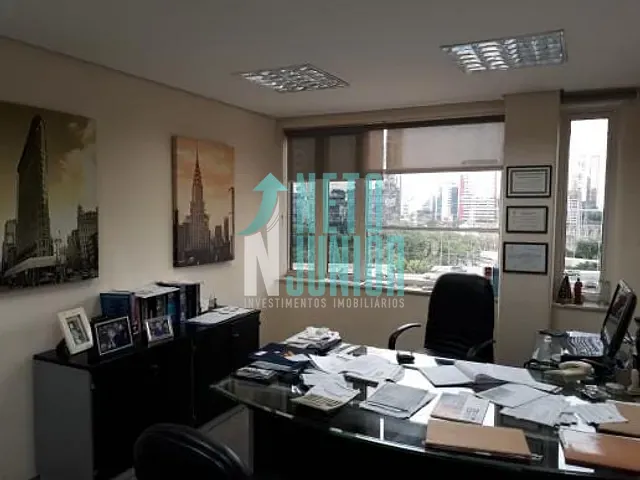 Conjunto com 92m², à venda, no bairro Vila Olímpia em São Paulo