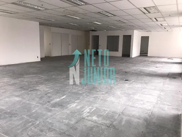 Conjunto com 448m², para alugar, no bairro Vila Olímpia em São Paulo