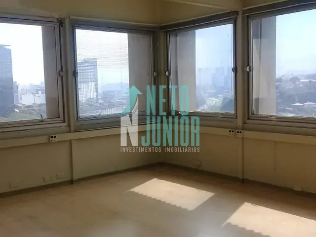 Conjunto com 831m², para alugar, no bairro Jardim Dom Bosco em São Paulo