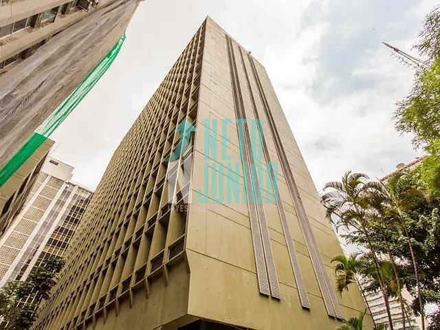 Conjunto com 242m², à venda ou para alugar, no bairro Cerqueira César em São Paulo