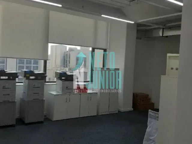 Conjunto com 375m², para alugar, no bairro Cidade Monções em São Paulo