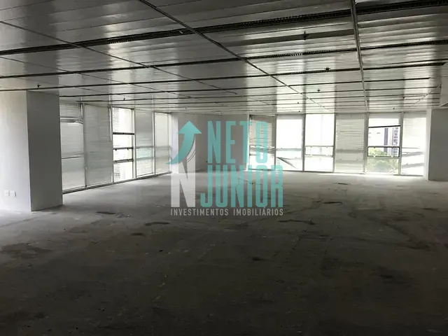 Conjunto com 266m², para alugar, no bairro Bela Vista em São Paulo