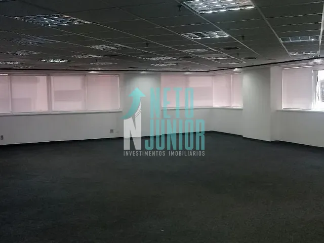 Conjunto com 216m², para alugar, no bairro Jardim Europa em São Paulo
