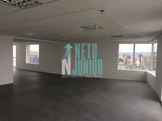 Conjunto com 328m², à venda ou para alugar, no bairro Liberdade em São Paulo