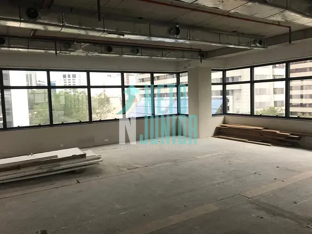 Conjunto com 250m², para alugar, no bairro Cerqueira César em São Paulo