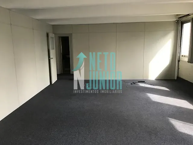 Conjunto com 156m², à venda ou para alugar, no bairro Cerqueira César em São Paulo