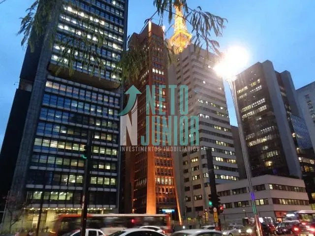 Conjunto com 610m², para alugar, no bairro Bela Vista em São Paulo