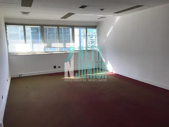 Conjunto com 240m², para alugar, no bairro Cerqueira César em São Paulo