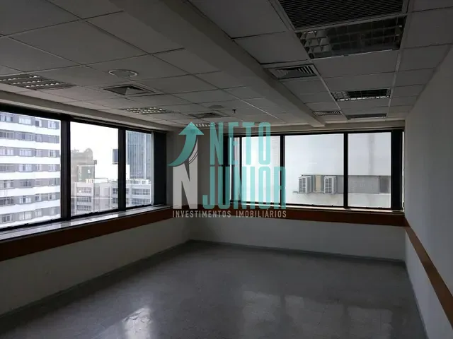 Conjunto com 411m², à venda, no bairro Bela Vista em São Paulo