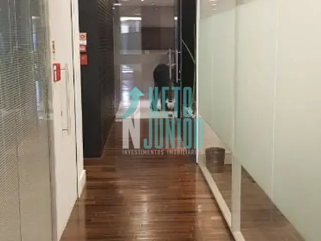 Conjunto com 500m², à venda ou para alugar, no bairro Bela Vista em São Paulo