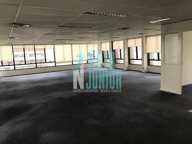 Conjunto com 299m², para alugar, no bairro Jardim Bela Vista (Zona Norte) em São Paulo