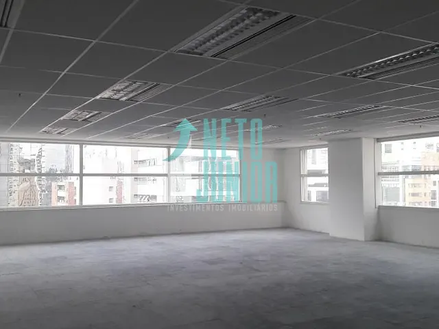 Conjunto com 218m², para alugar, no bairro Vila Olímpia em São Paulo