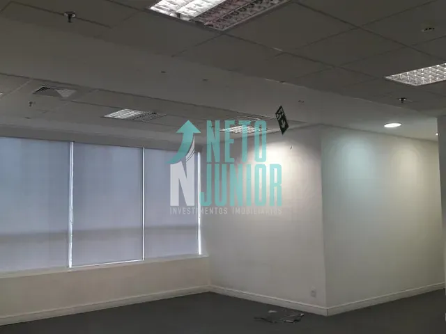 Conjunto com 390m², para alugar, no bairro Vila Olímpia em São Paulo