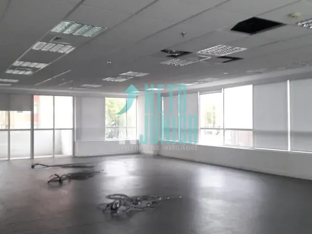 Conjunto com 390m², para alugar, no bairro Vila Olímpia em São Paulo