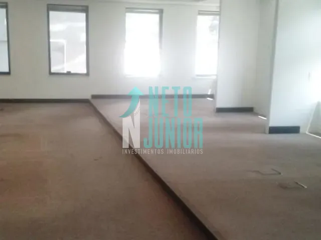Conjunto com 184m², para alugar, no bairro Itaim Bibi em São Paulo