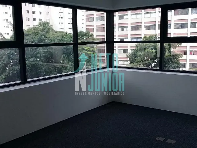 Conjunto com 400m², à venda, no bairro Itaim Bibi em São Paulo