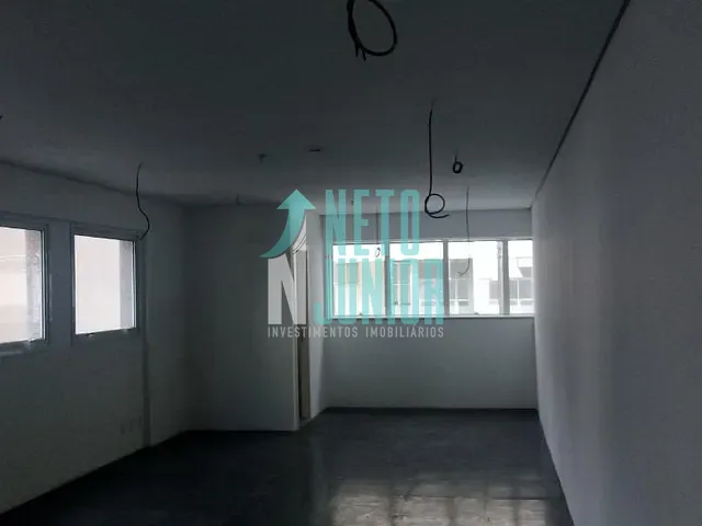 Conjunto com 55m², para alugar, no bairro Itaim Bibi em São Paulo