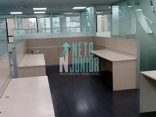 Conjunto com 360m², para alugar, no bairro Vila Nova Conceição em São Paulo