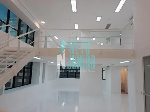 Conjunto com 650m², à venda ou para alugar, no bairro Vila Olímpia em São Paulo