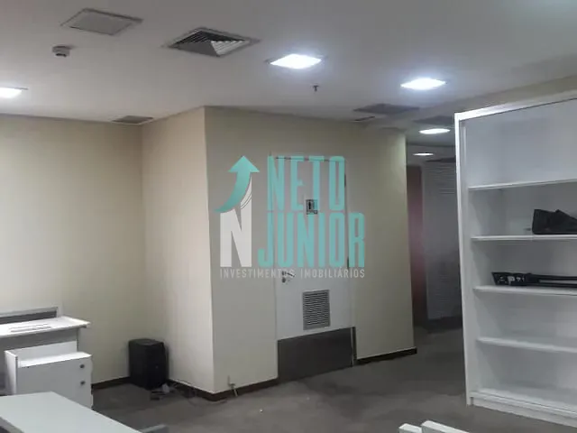 Conjunto com 231m², para alugar, no bairro Vila Olímpia em São Paulo