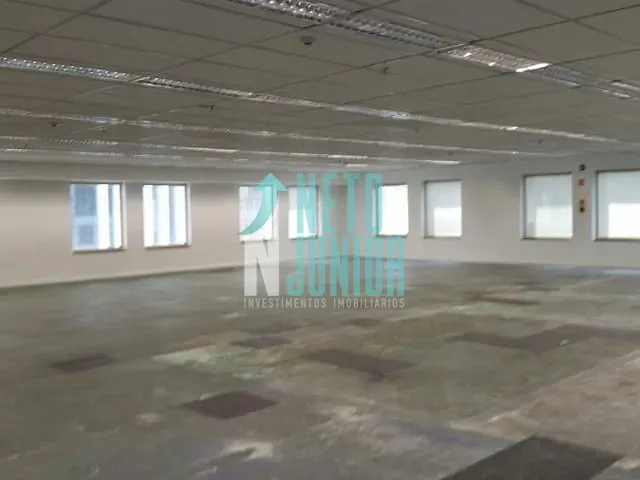 Conjunto com 304m², para alugar, no bairro Vila Olímpia em São Paulo