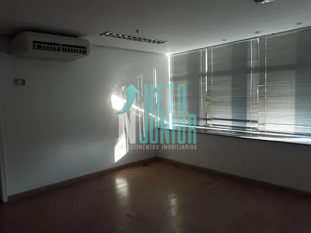Conjunto com 245m², para alugar, no bairro Vila Olímpia em São Paulo
